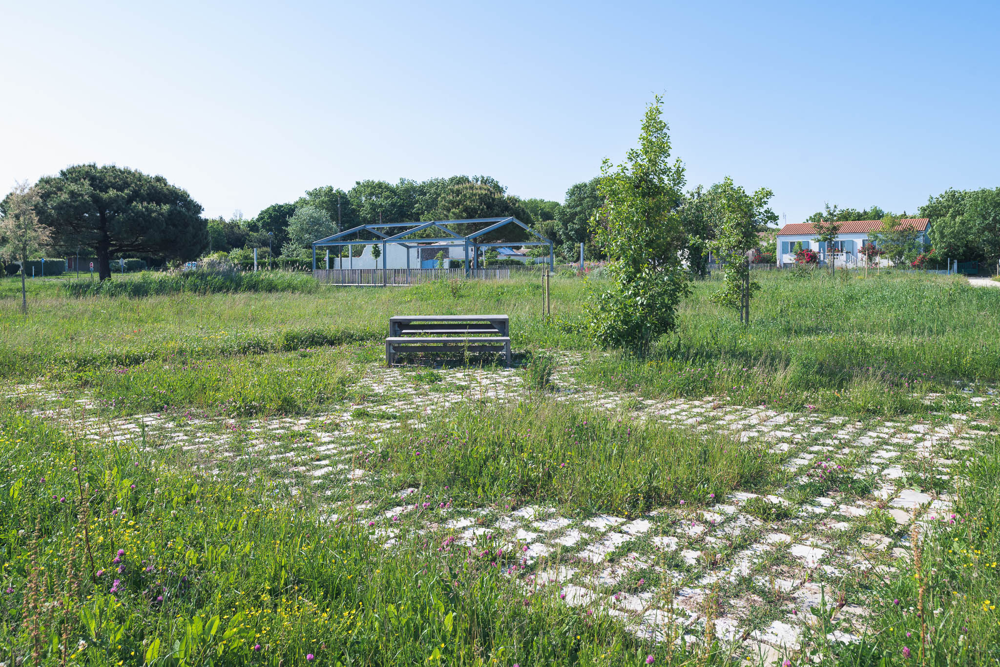 photographie_architecture_Jardin_memoriel_du_Pied_du_Coteau_Port_des_Barques-5