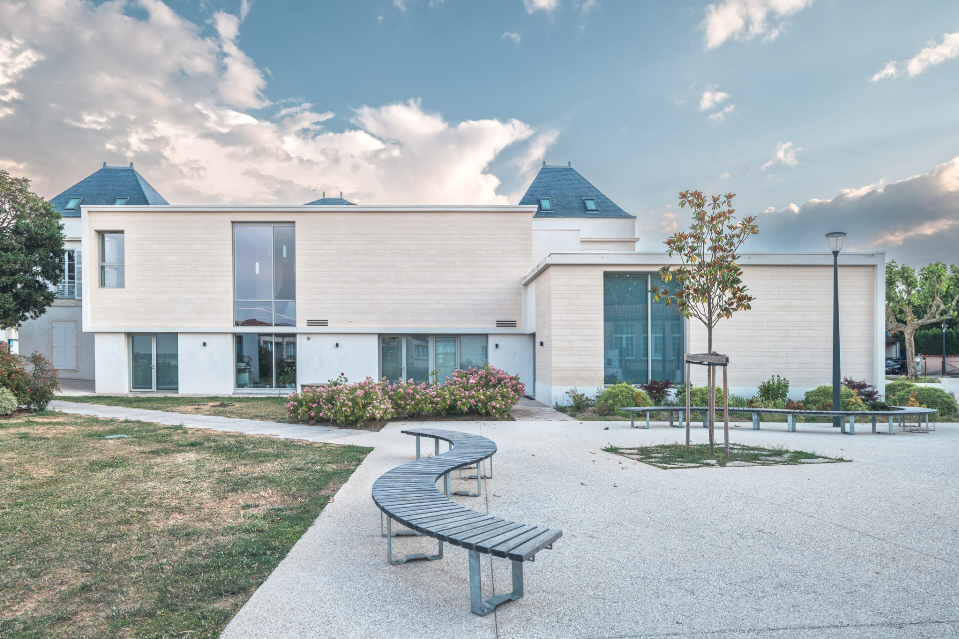 photographie_architecture_rehabilitation_extension_mairie_angoulins_sur_mer-3