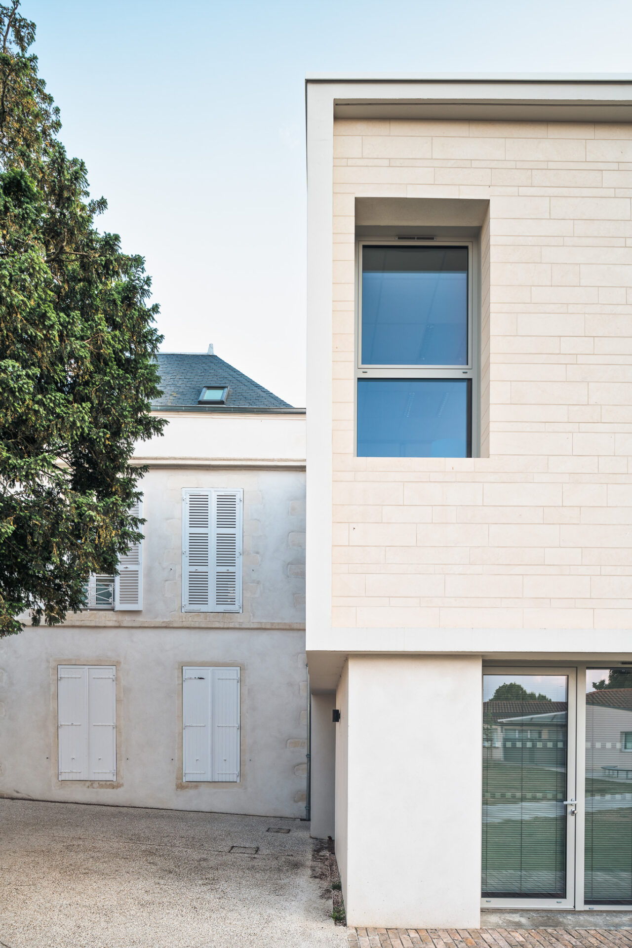 photographie_architecture_rehabilitation_extension_mairie_angoulins_sur_mer-4